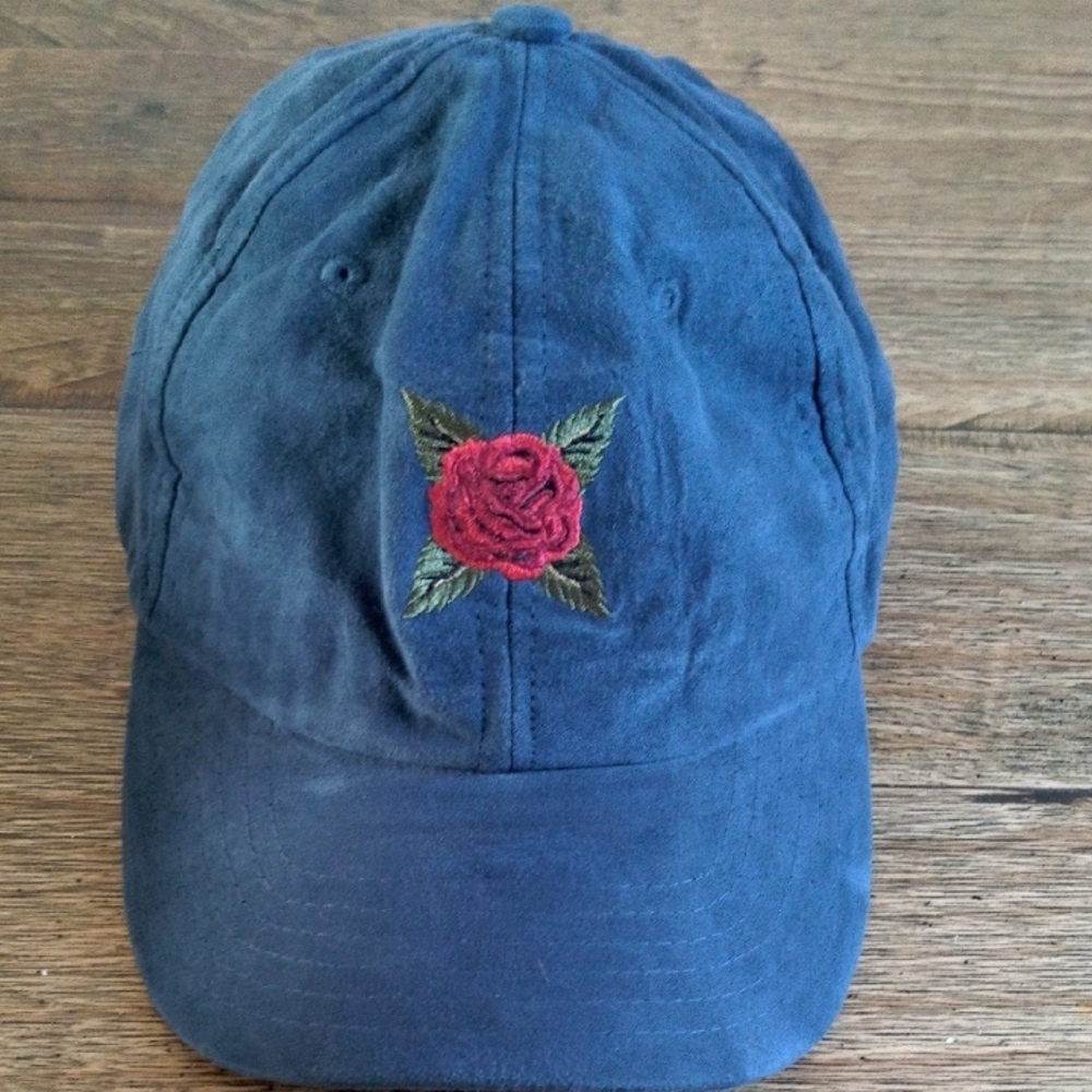🦋WOMENS Y&R HAT🦋